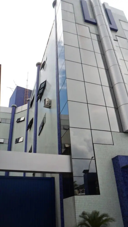 Platinum Hotel