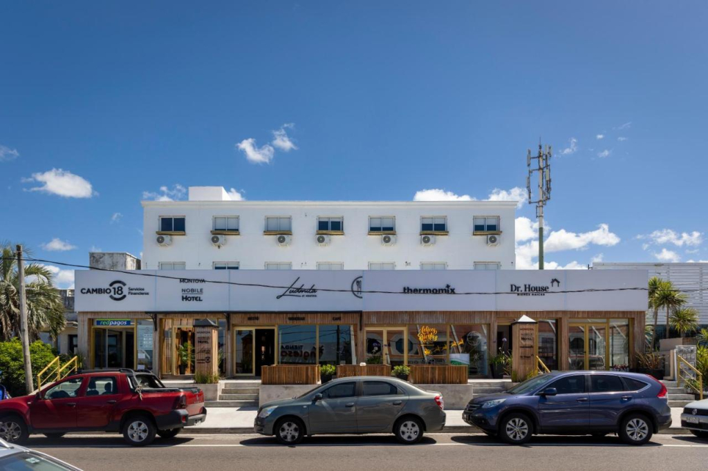 Hotel Montoya