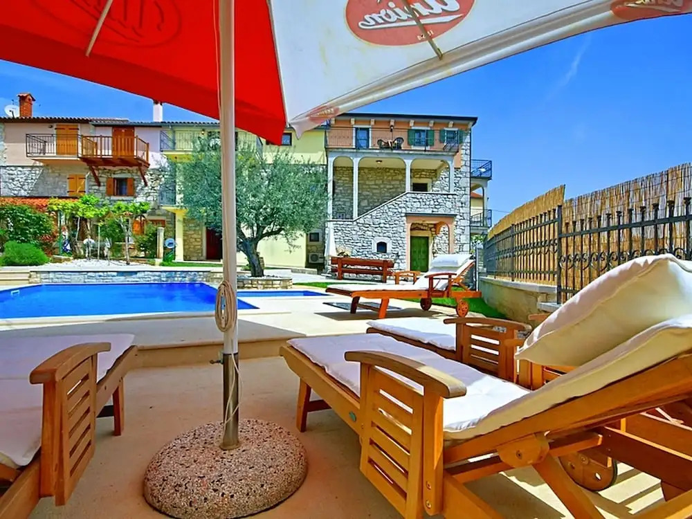 Spacious Villa With Private Pool and Enclosed Garden Near Porec and Beach