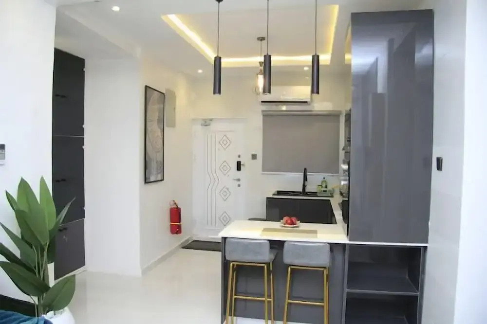 Triangle Apartment
