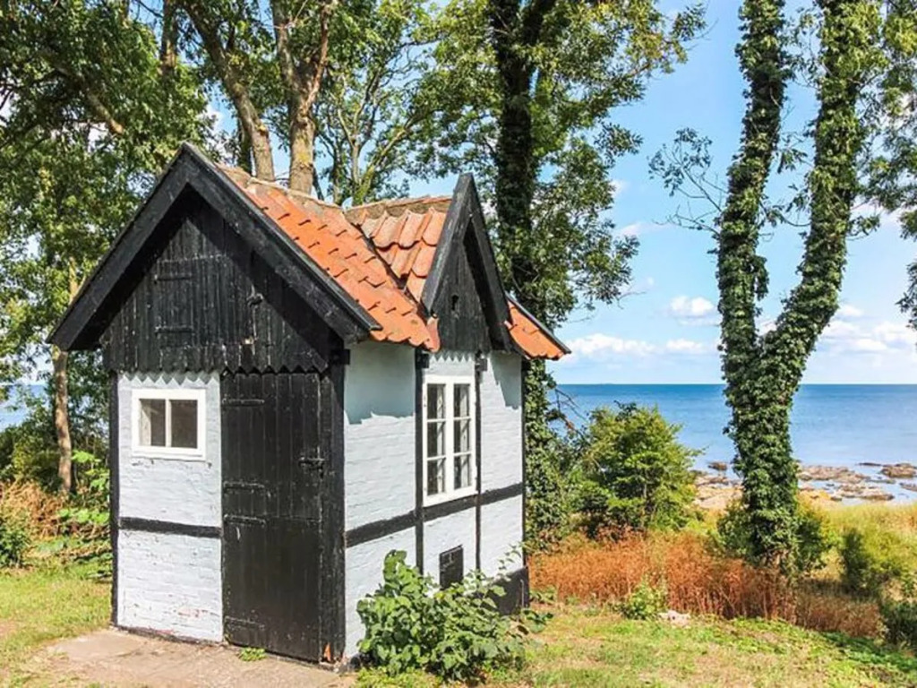 "Luiza" - 100m from the sea in Bornholm