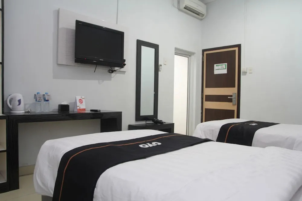 OYO 2104 Hotel Grand Sabrina