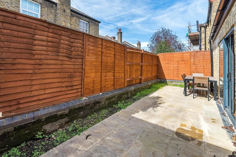 Cosy 2 Bedroom Garden Flat in Battersea/clapham