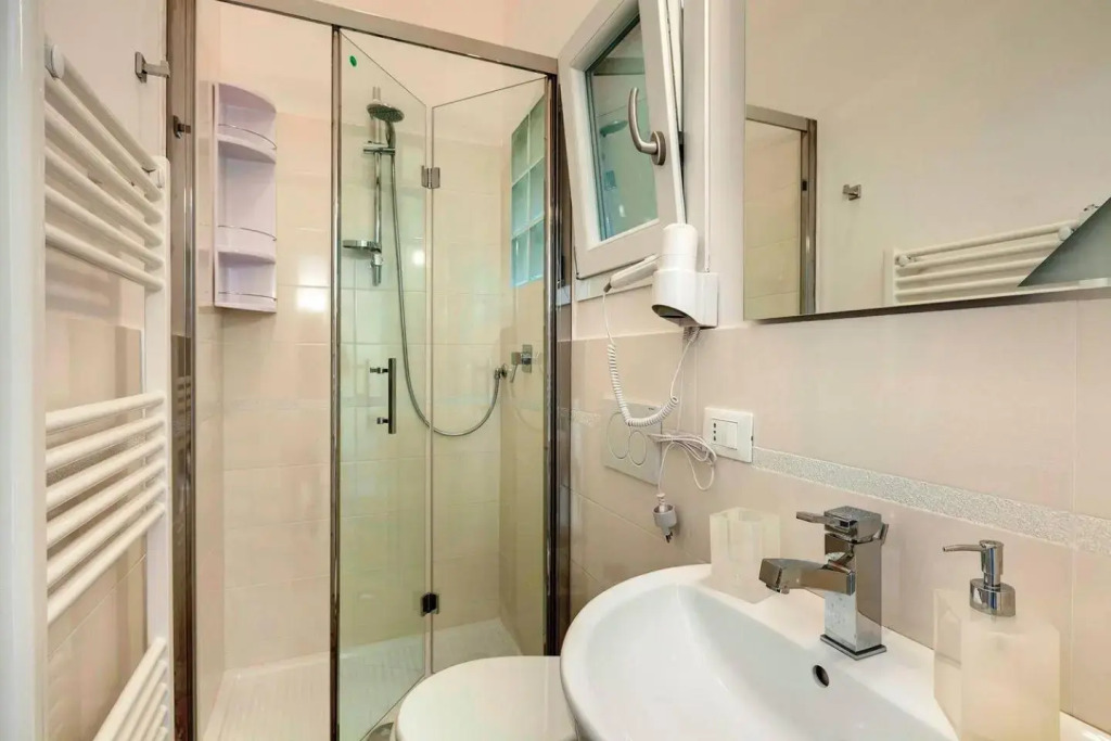 Lilium elegant apartment