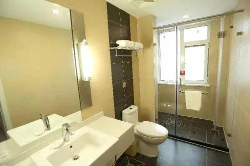 Ibis Jinzhou Yunfei Street