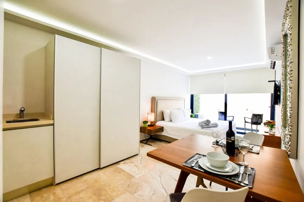 OP downtown studio by Casago