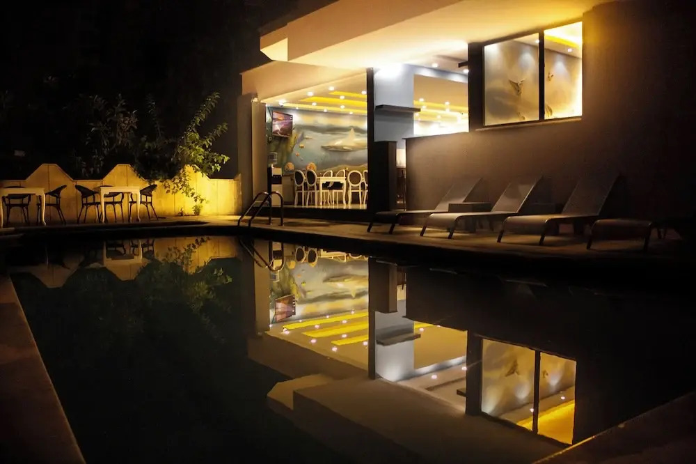 Livane Suit Otel