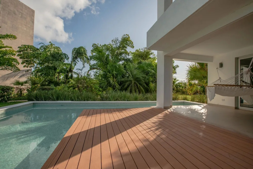 Mareazul Beach Front Resort Condos at Playa del Carmen