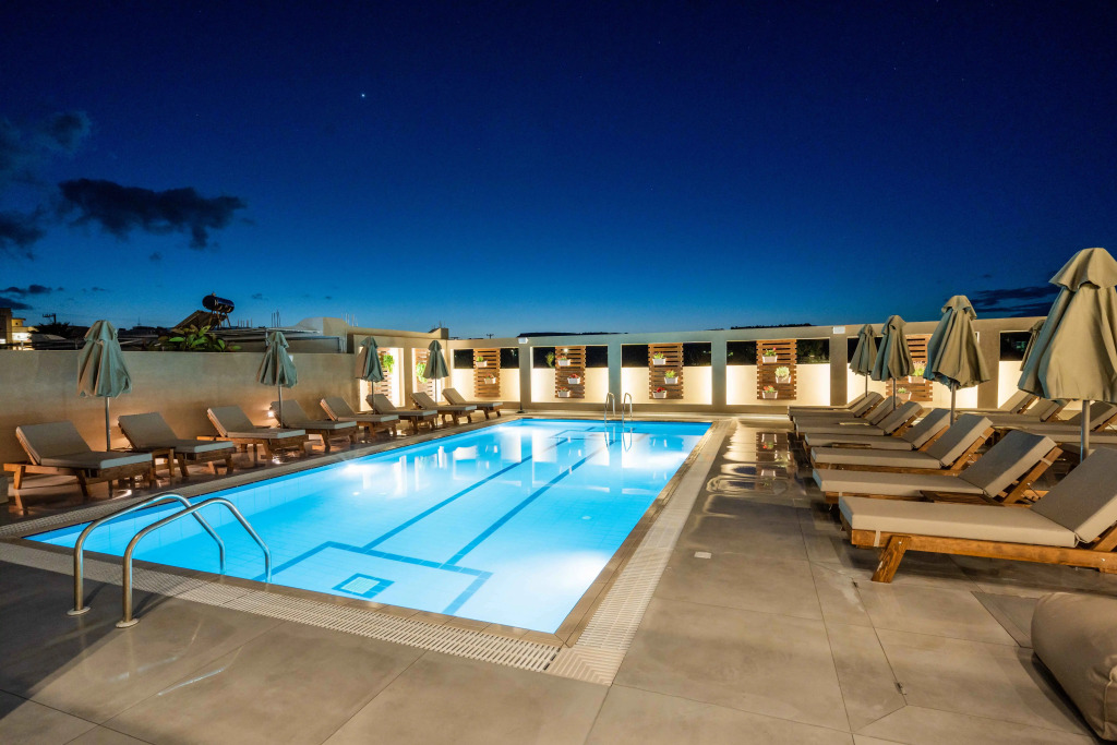 Nicolas Grand Suites, Adults Only