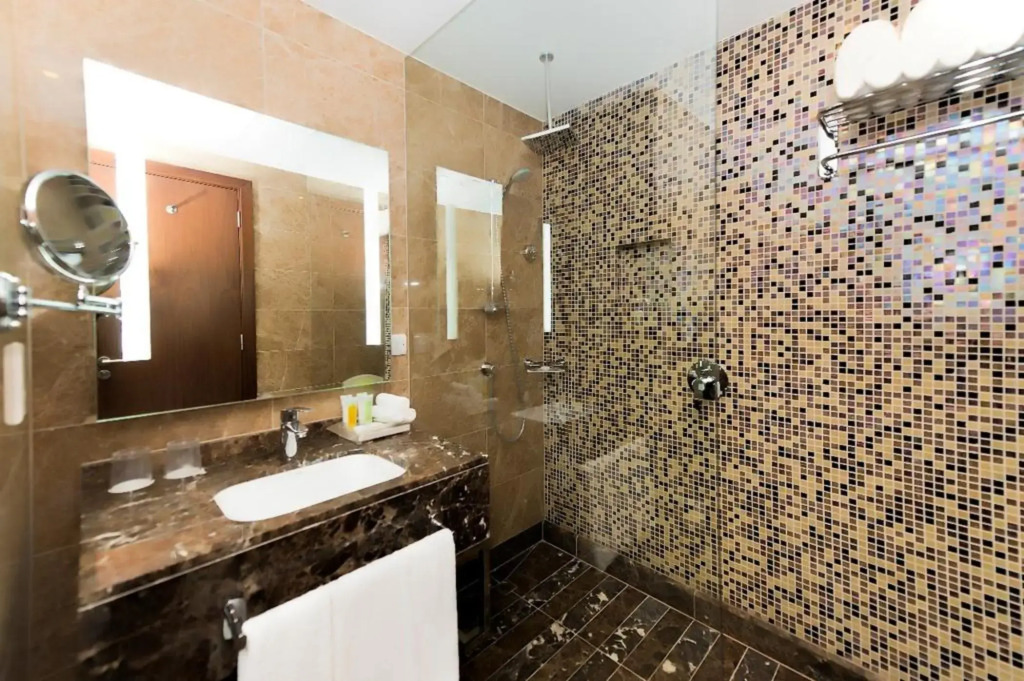 Holiday Suites Al Azizia