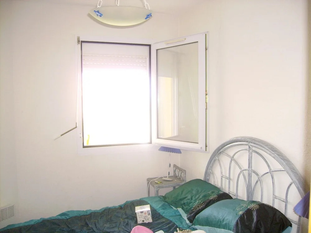 Apartment With 2 Bedrooms in Saint-cyprien, With Wonderful sea View, P
