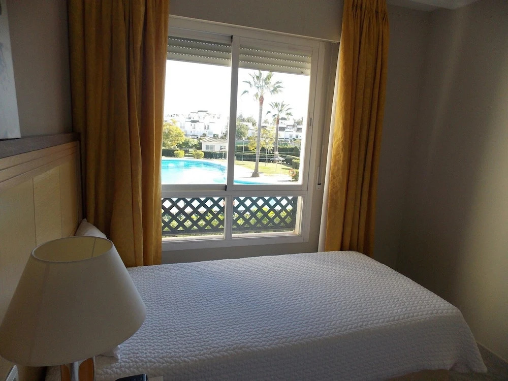 Beachside Apartment Near Puerto Banus