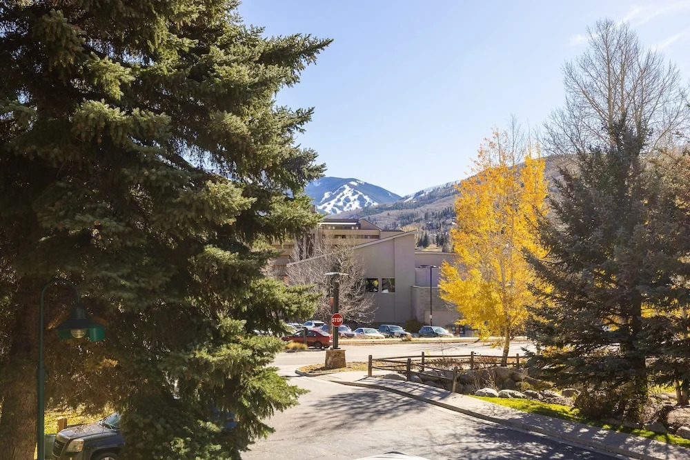 Beaver Creek West S2 1 Condo by RedAwning