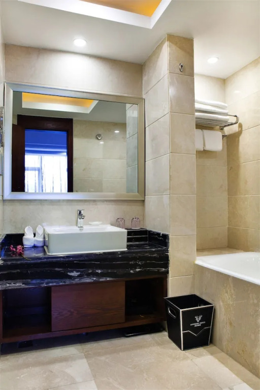 Huangshan JOYMOON HOTEL(LaoJie Branch)