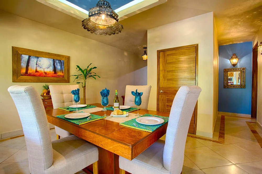 Condominios de Lujo Vista Corona