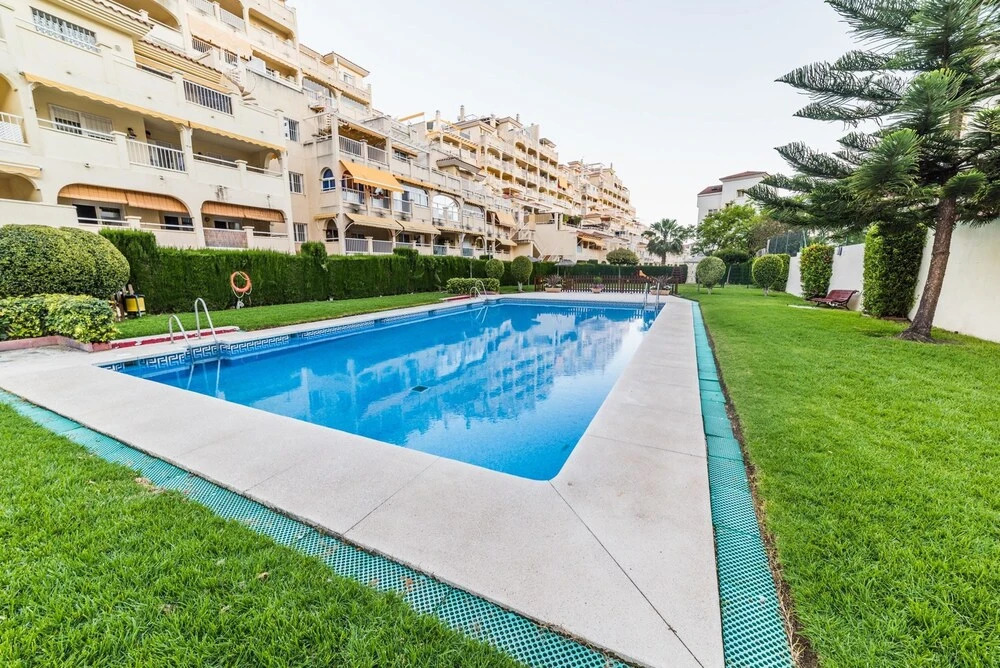 Apartment With 2 Bedrooms in Benalmádena, With Wonderful Mountain View