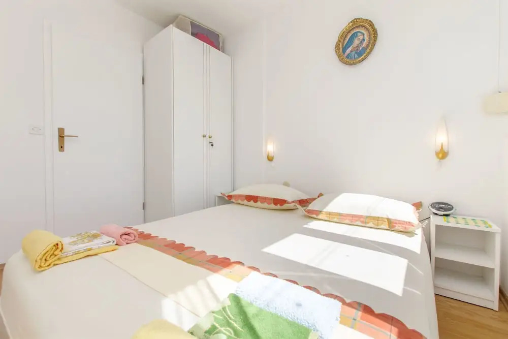 Apartments Roza