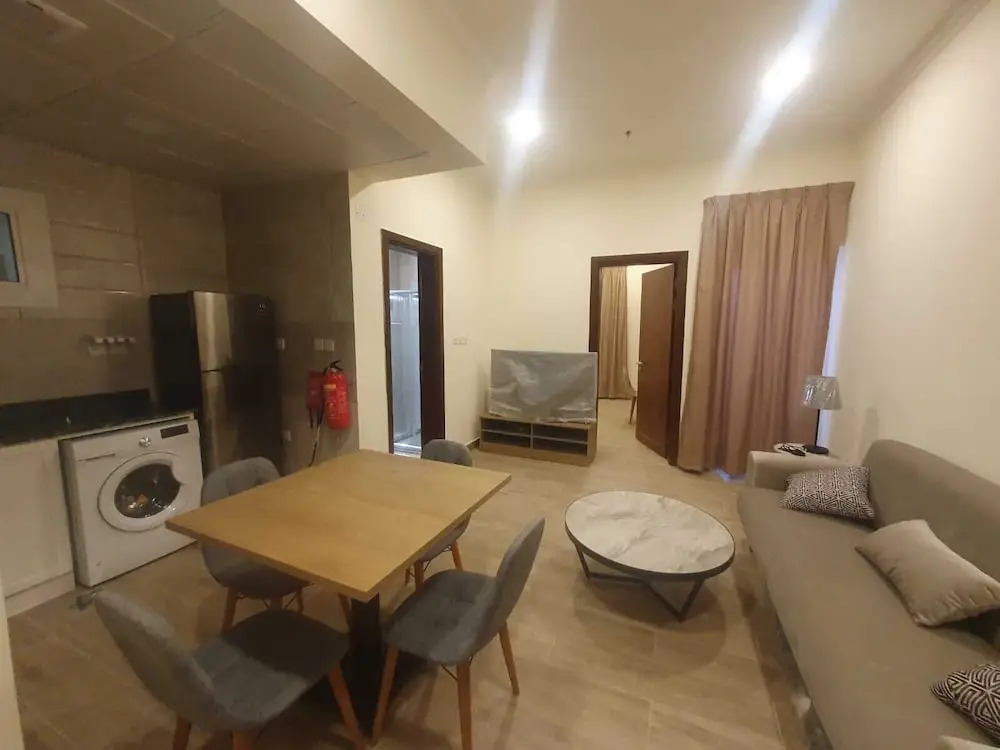 Terminal Inn Old Airport-Furnished Hotel & Apartment