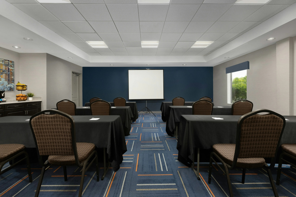 Hampton Inn & Suites Huntsville Research Park Area