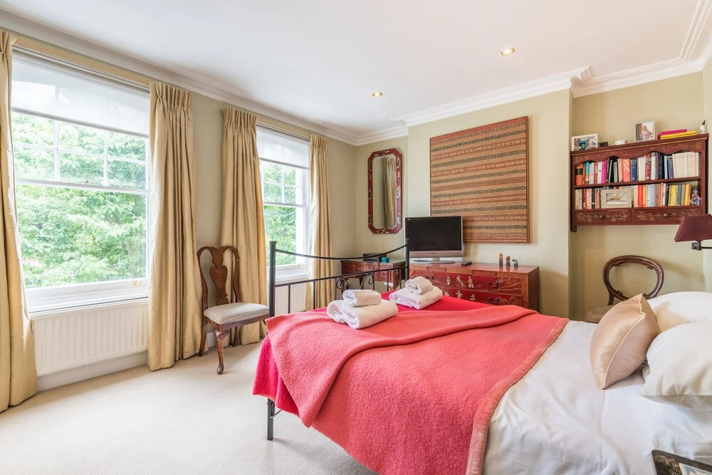 Large Family home in Fulham