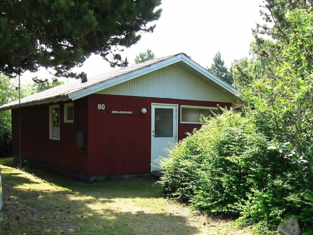 Ideal Holiday Home in Rødby With Roofed Terrace