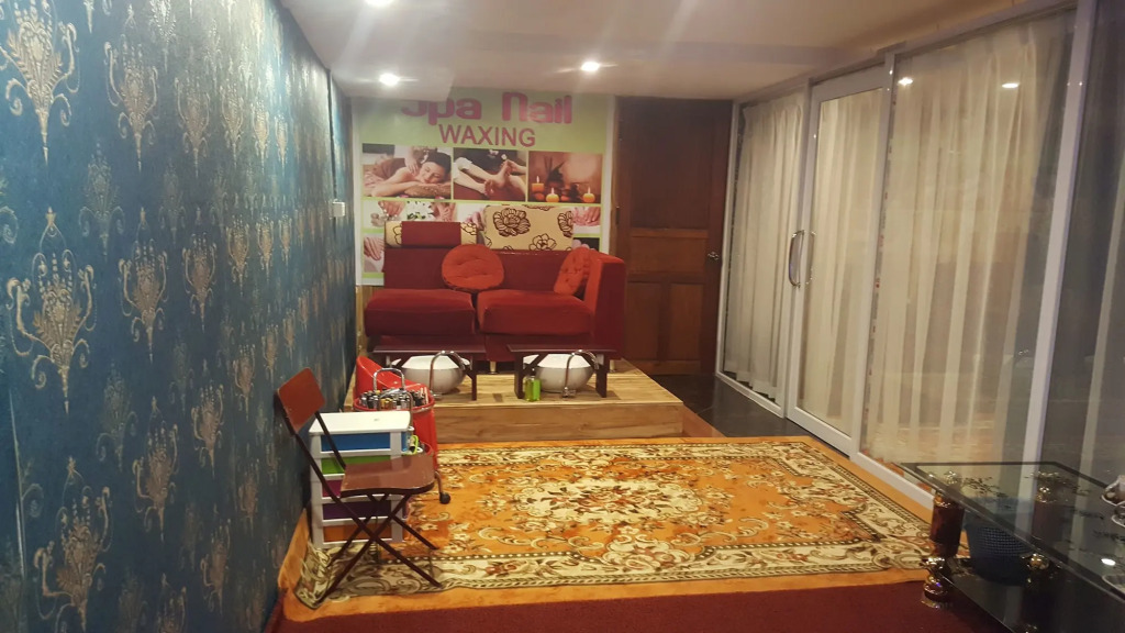 Ananta Hotel
