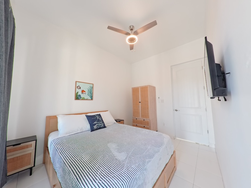 21 North Hotel in Grace Bay