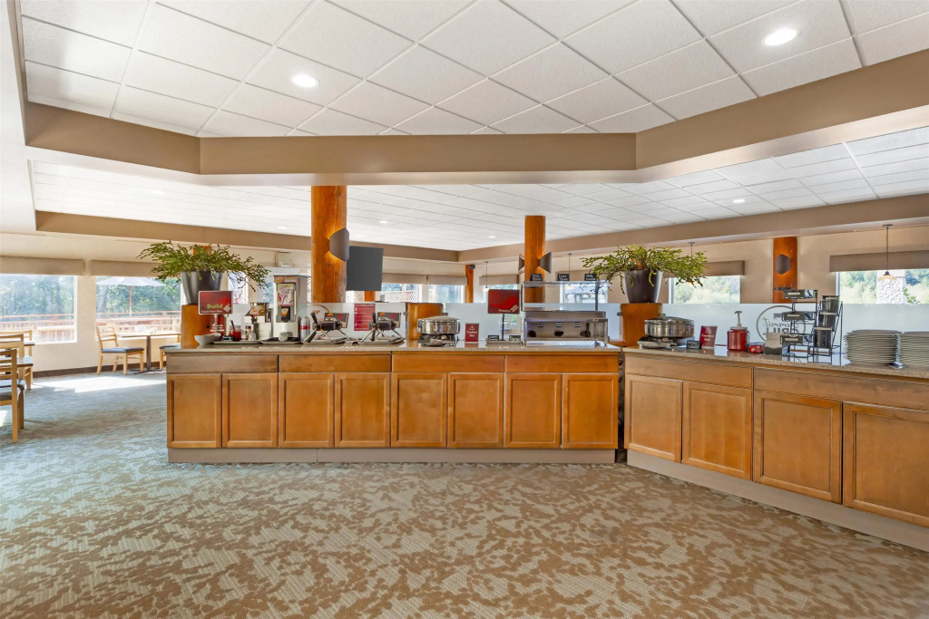 Best Western Plus Valemount Inn & Suites