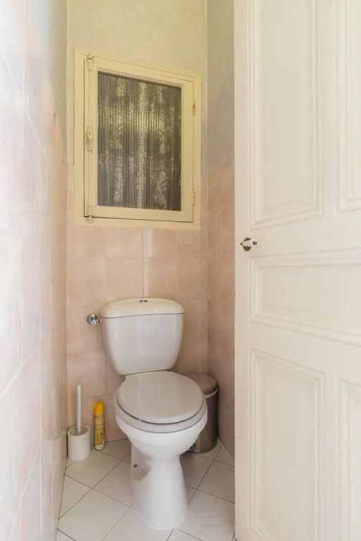 Three Bedroom two Bathroom Apartment in Center of Cannes on Quiet Street Minutes From the Palais - 2002