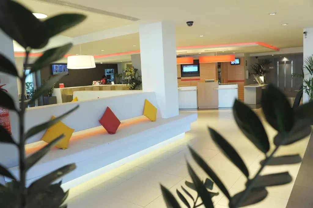 Ibis Cornella