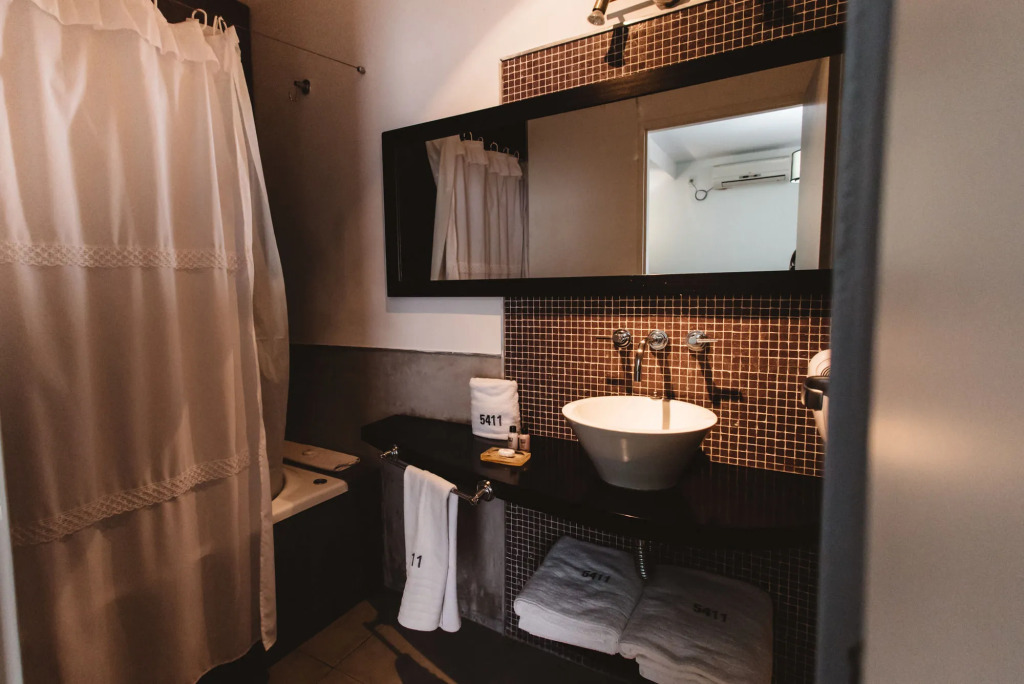 5411 Soho Hotel