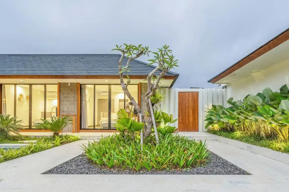 Villa The Kayu by GORO