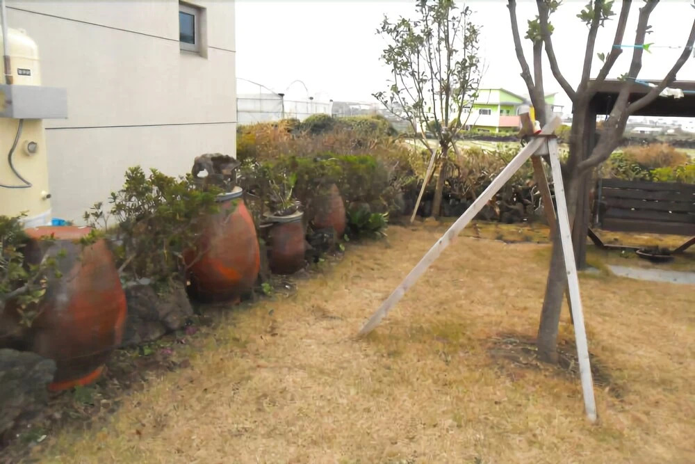 Jeju Track & Unshared House Pension