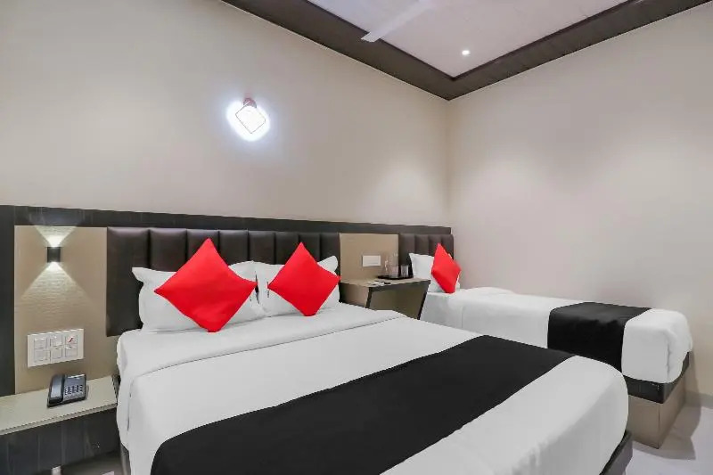 Capital O 80005 Hotel Prime Land