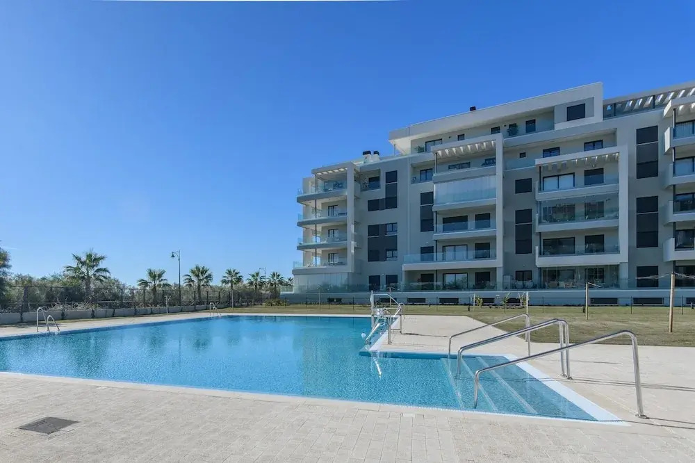 Apartment Right Next to Beach