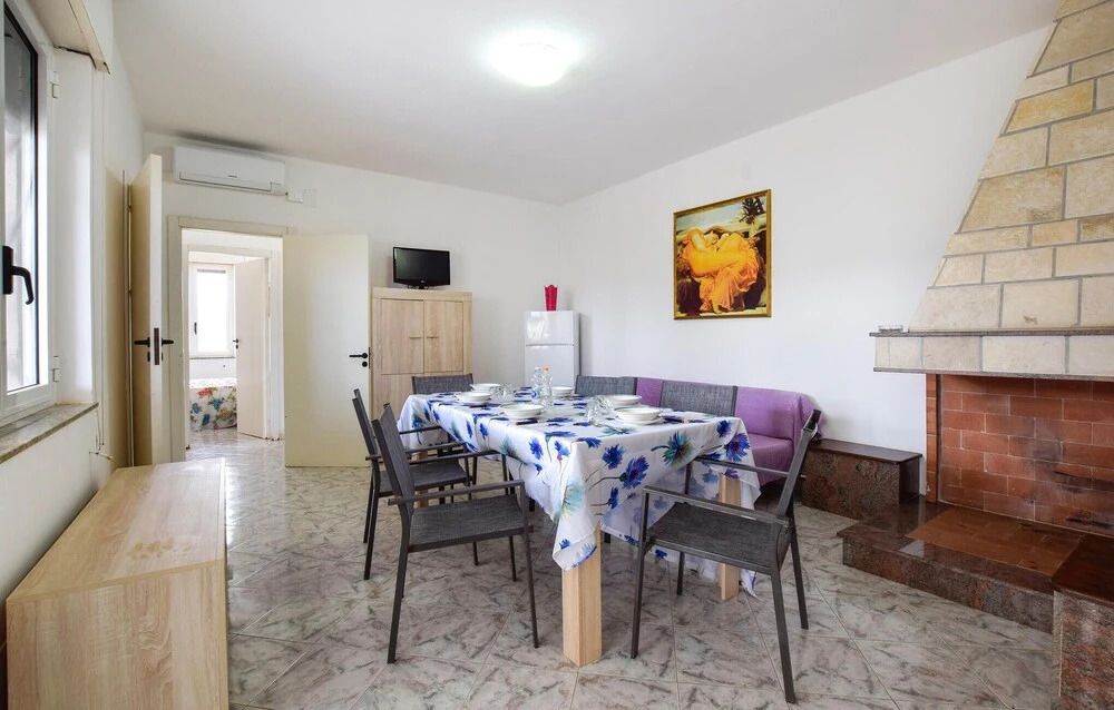 Beautiful Home in Carovigno With 7 Bedrooms and Wifi