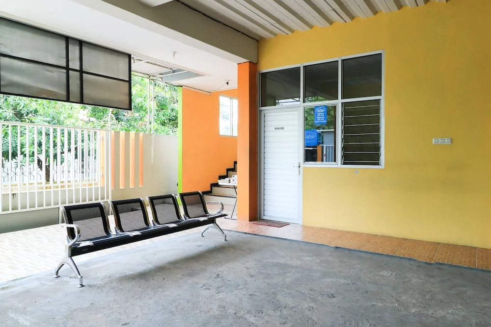 Raudah Guest House Samarinda