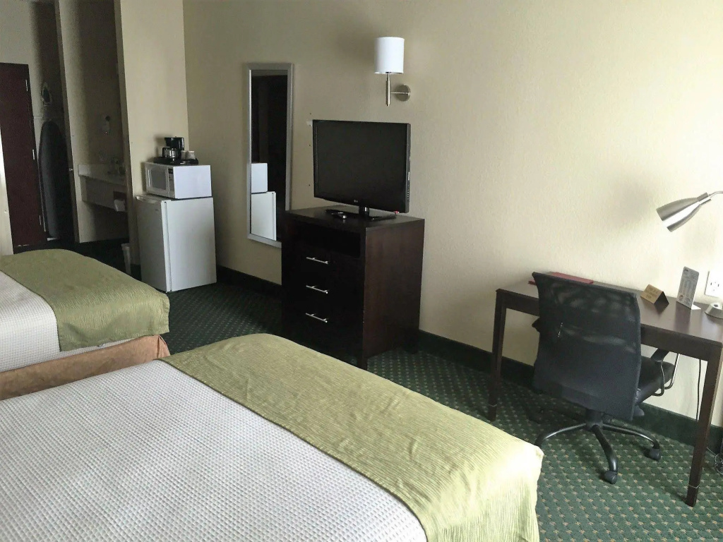 Lea County Inn