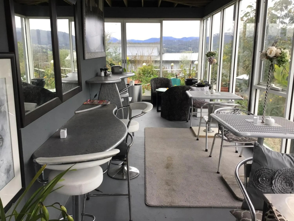 Bob Brown Room Art House