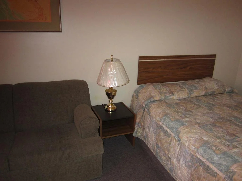 Y-5 Motel