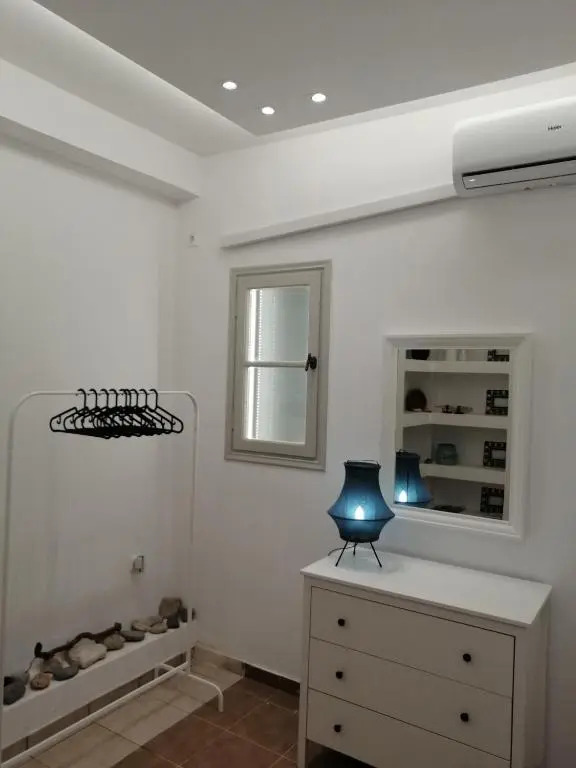 Aegina Port Apt 4