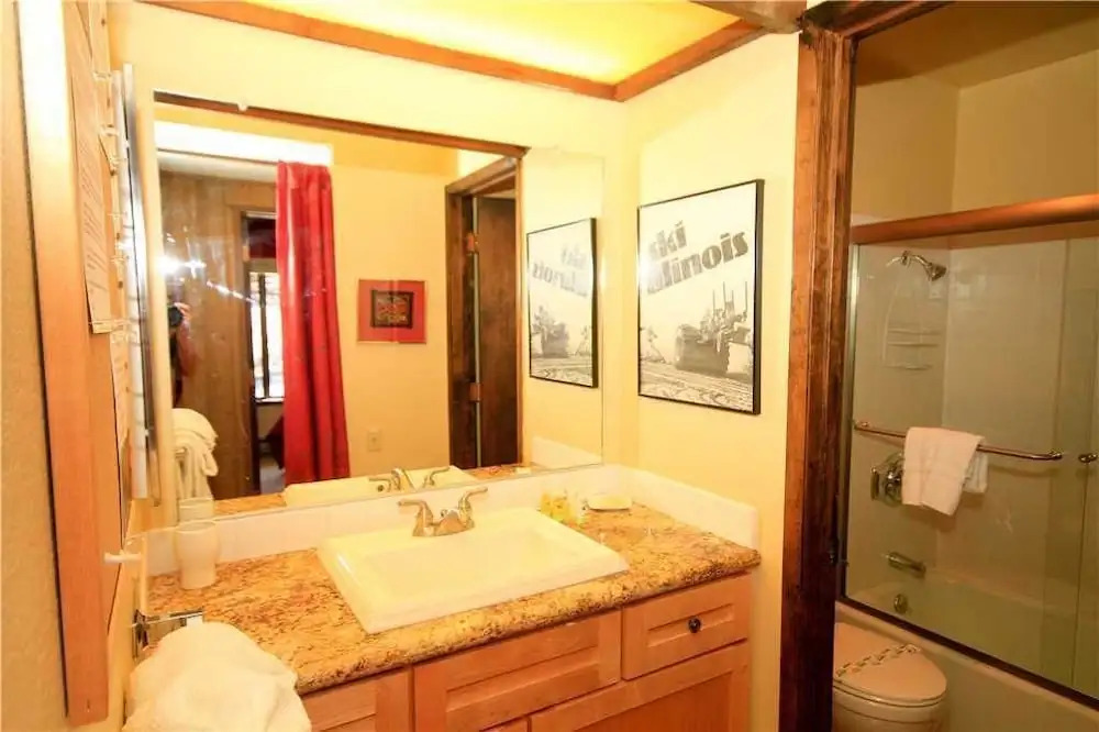 Discovery 4 142 Loft