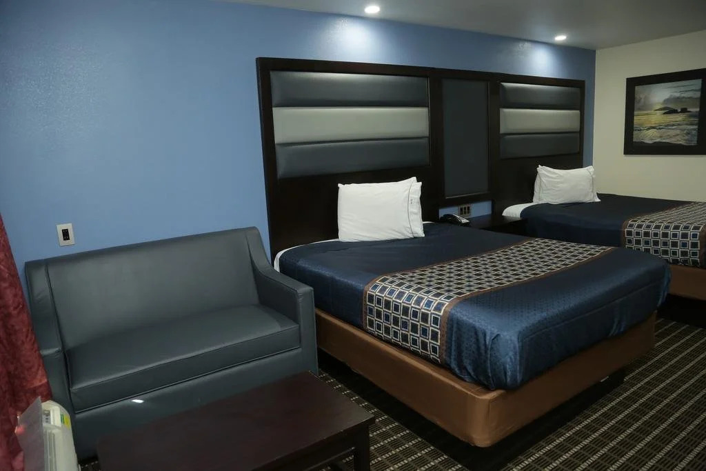 Theroff's Motel