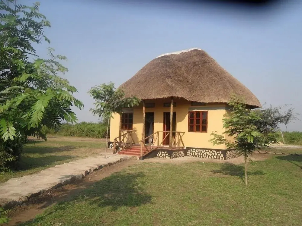Engiri Game Lodge and Campsite