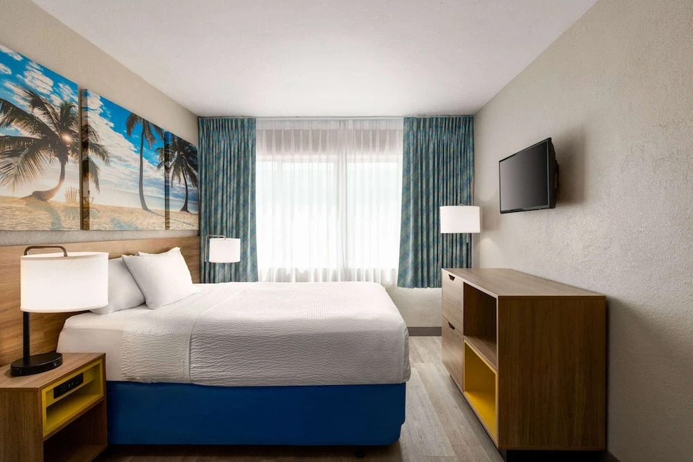 Days Inn Miami Airport North
