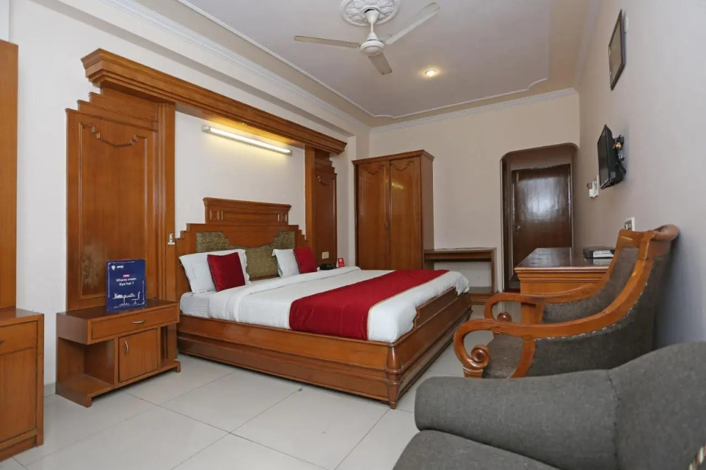 Via Gold Palace