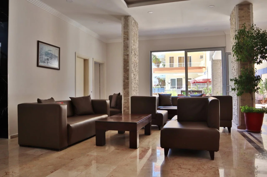 Kleopatra smile hotel