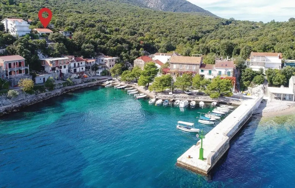 Stunning Home in Crkvice With Wifi and 3 Bedrooms