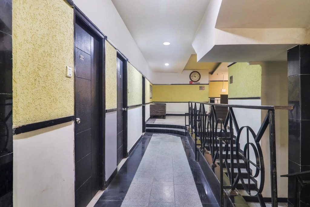 OYO Flagship 80523 Qualia Hotel Dilsukhnagar