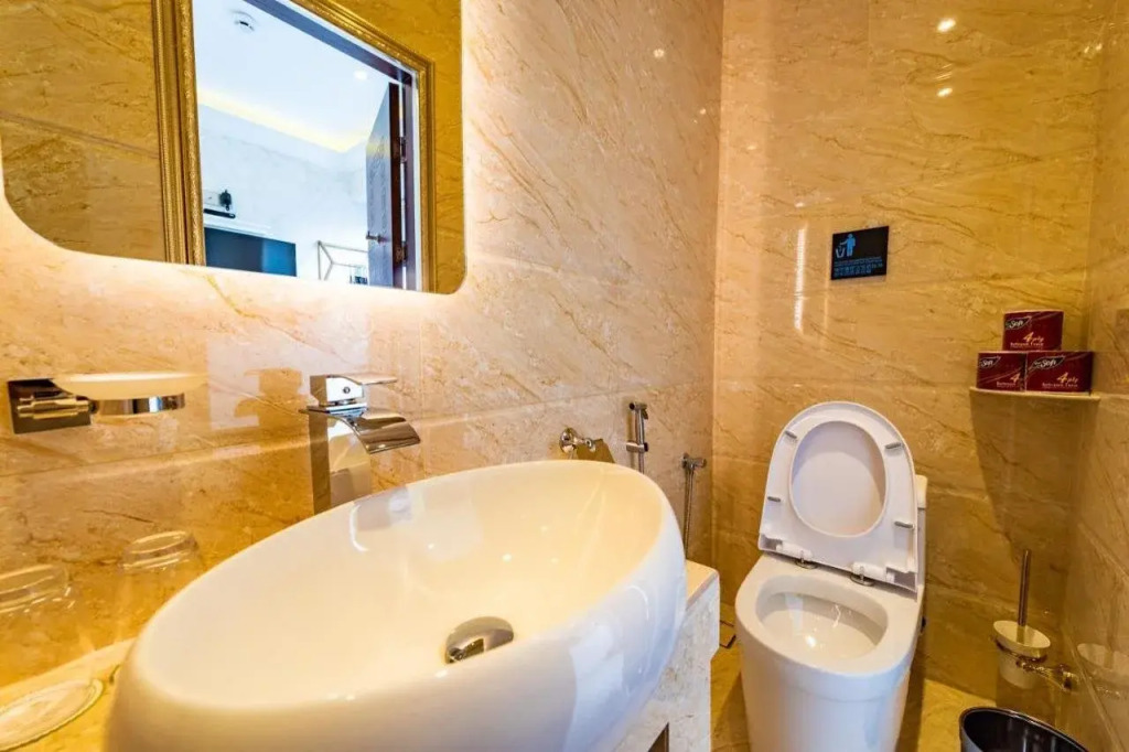 CJ Residence - Opposite Public Bank Centre Point